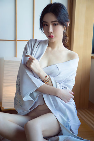 小熊电器荣获CBME金童奖“年度最受欢迎哺育家电品牌”